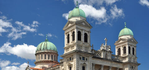 A view of the Catholic Cathedral of the Blessed Sacrament in New Zealand, showing its iconic green domes before the 2011 earthquake